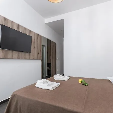 Guest house Center Materada
